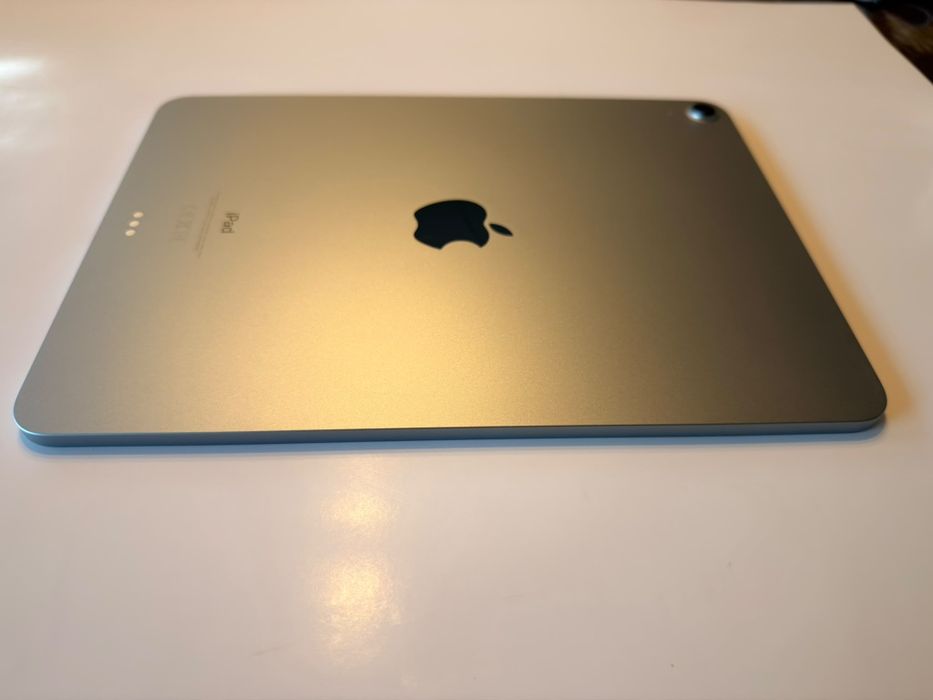 Ipad AIR 4 (4th gen) +accesorii