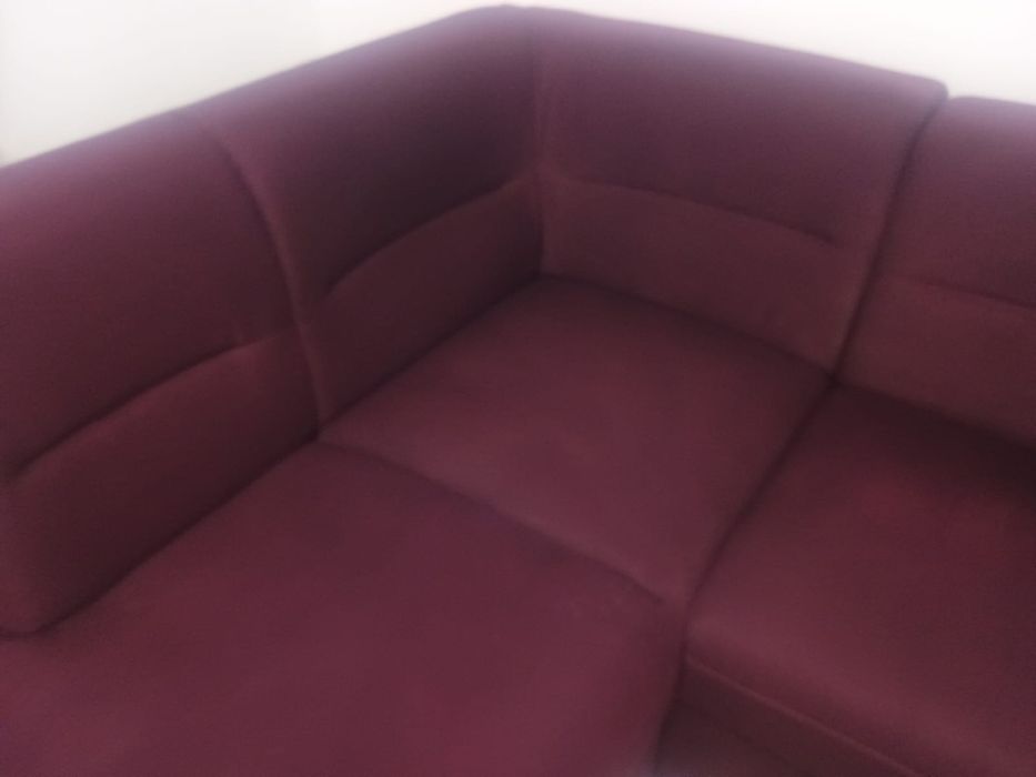 Curat canapele / scaune /tapițerie auto