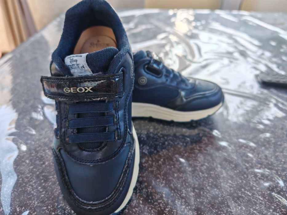 Светещи обувки Geox - Frozen, номер 28