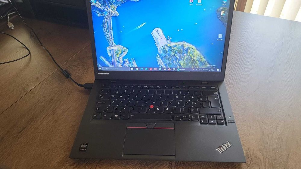 Бизнес лаптоп Lenovo ThinkPad X1 Carbon (Gen 3) / i7 / 8GB RAM / Лицензиран Windows
