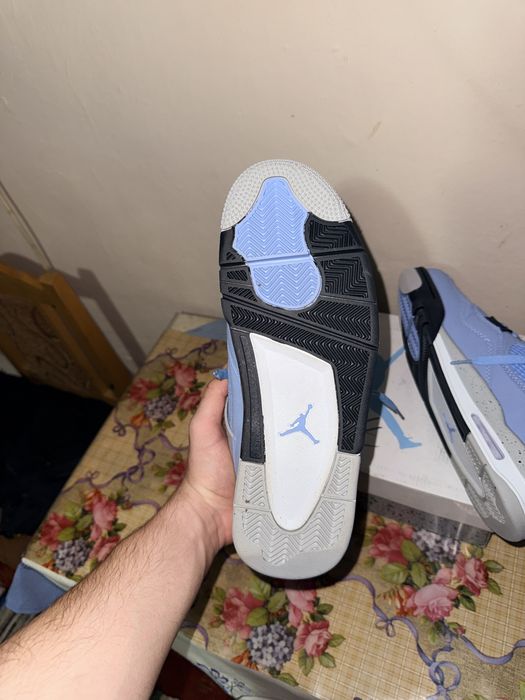 Vand jordan 4 Unc