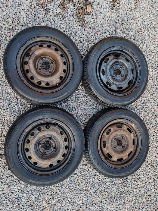 Продам срочно резину с дисками  в хорошем состоянии