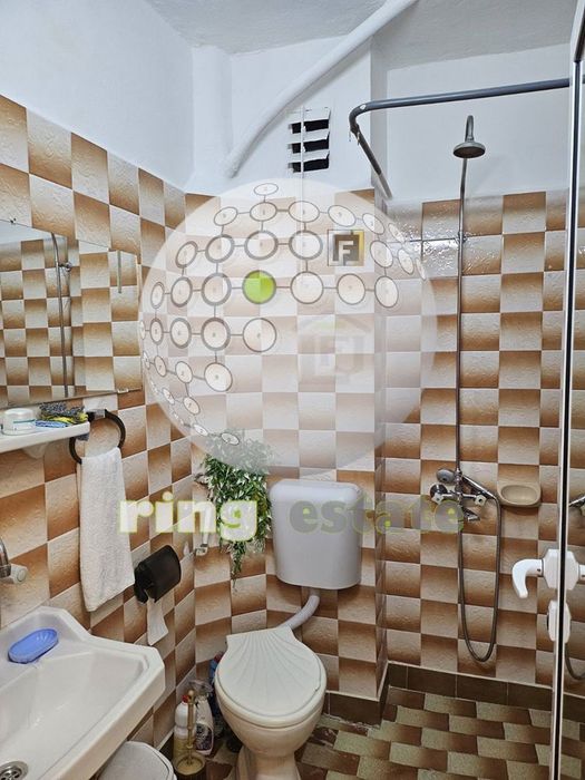 Дава се под наем Тристаен апартамент в Пловдив, Кършияка - 68 кв.м за 331.5 € - Снимка #10