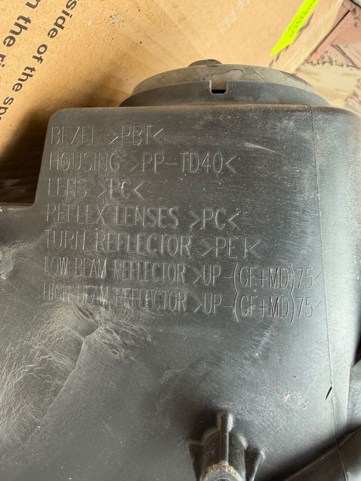 Оригинални фарове Ford F 150