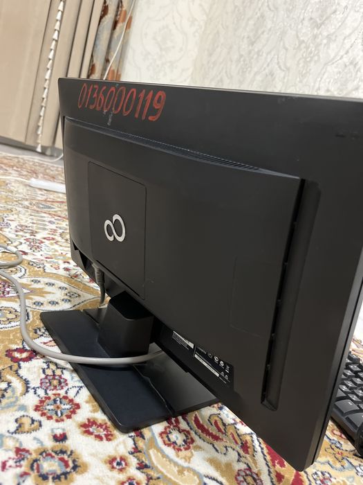 манитор хароший робтоет