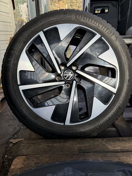 Jante originale VW ID7 in doua dimensiuni  255/45 19 cu 235/50 19