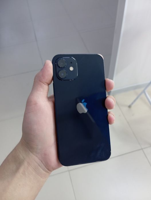 iPhone 12 64 gb.