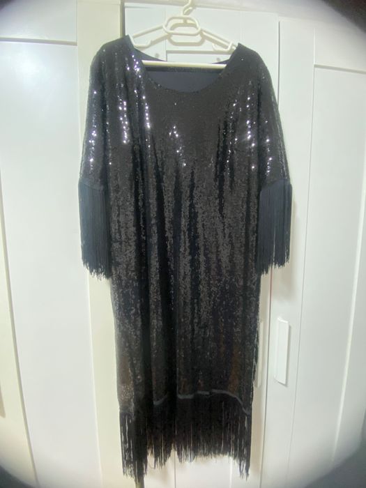 Rochie neagra cu paiete de seara