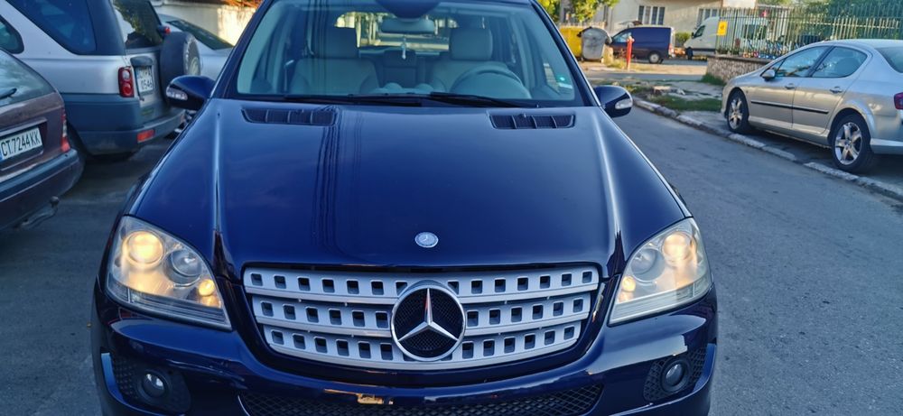 ЗАДНА БРОНЯ  за ML320cdi 4matic