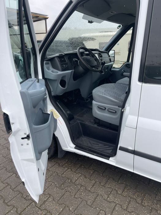 2013 Ford Transit 8+1 (9 Locuri) - 2.2D 101CP Euro 5 - Clima!