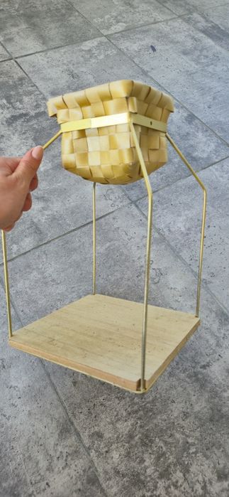 Suporti pentru aranjamente florare