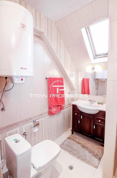 Дава се под наем Двустаен апартамент в Варна, Галата - 72 кв.м за 398.82 € - Снимка #7