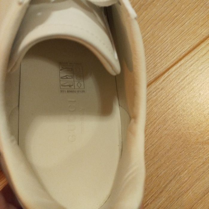 Бели оригинални маратонки Gucci