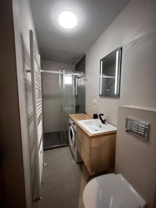 De inchiriat apartament 2 camere-zona Cornesti
