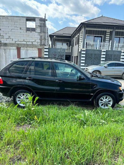 Bmw X5 mașina adus din Germania