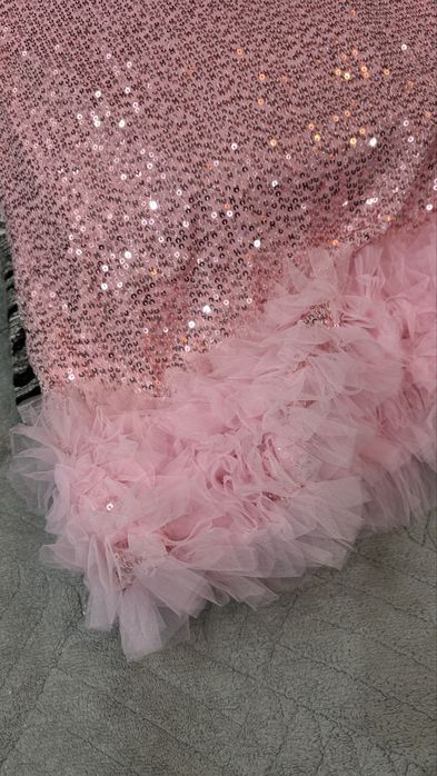 Продам новое платье