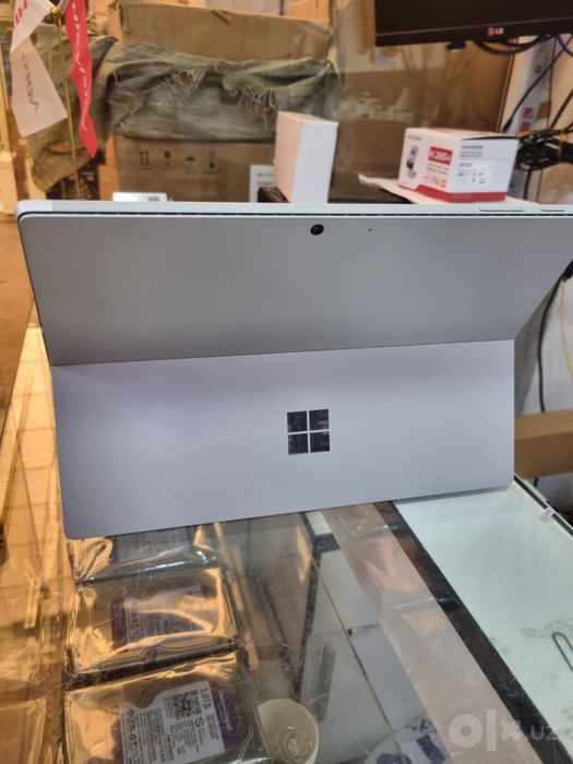 Noudbuk laptop surfeys