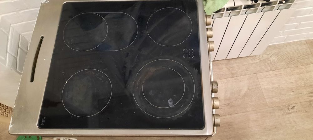 Продам электроплиту HANSA