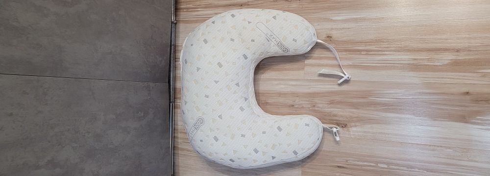 Продам подушку для кормления