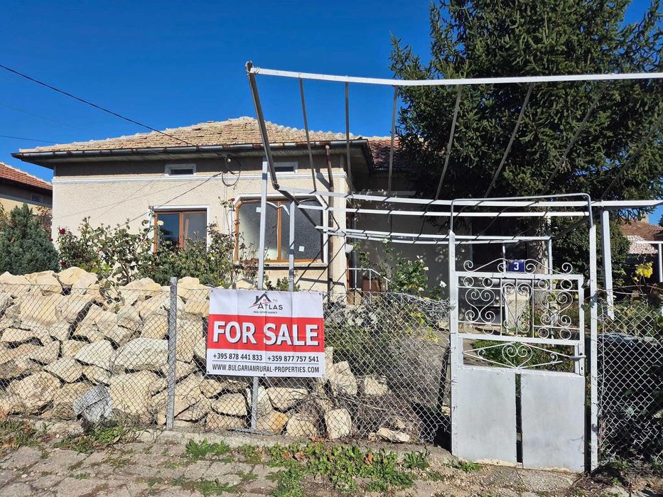 Продава се Къща в Варна, Аспарухово - 85 кв.м за 764 €/кв.м - Снимка #2