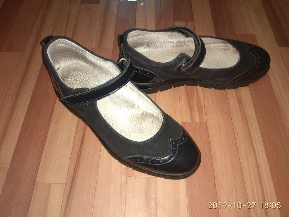 Школьные туфли для девочки