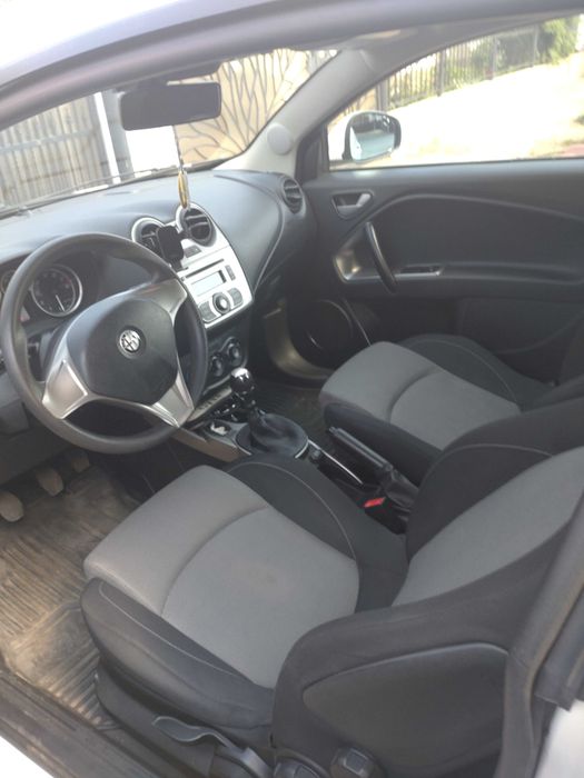 Vând alfa Romeo