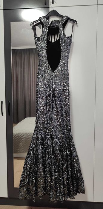 Рокля тип русалка