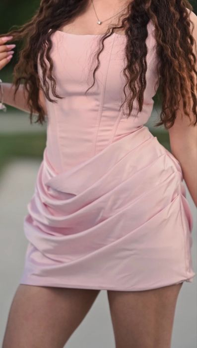 Rochie satin roz