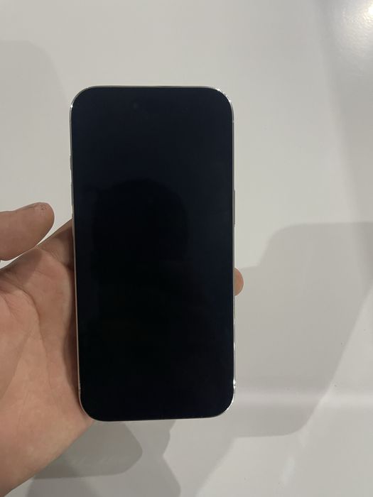 Iphone Air  Oq rangda xolati ideal