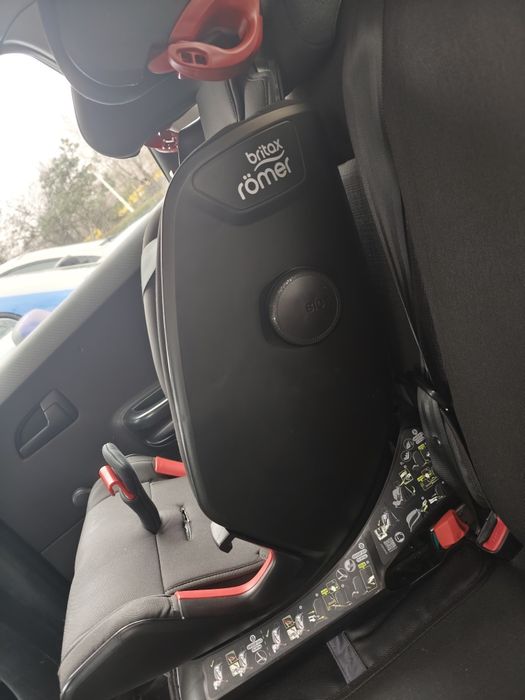 Scaun auto ISOFIX Britax Romer ADVANSAFIX IV R Cosmos Black, 9-36 kg