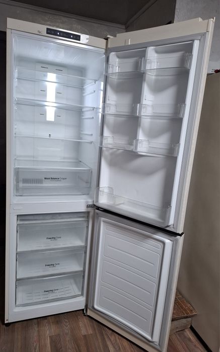 Продам холодильник