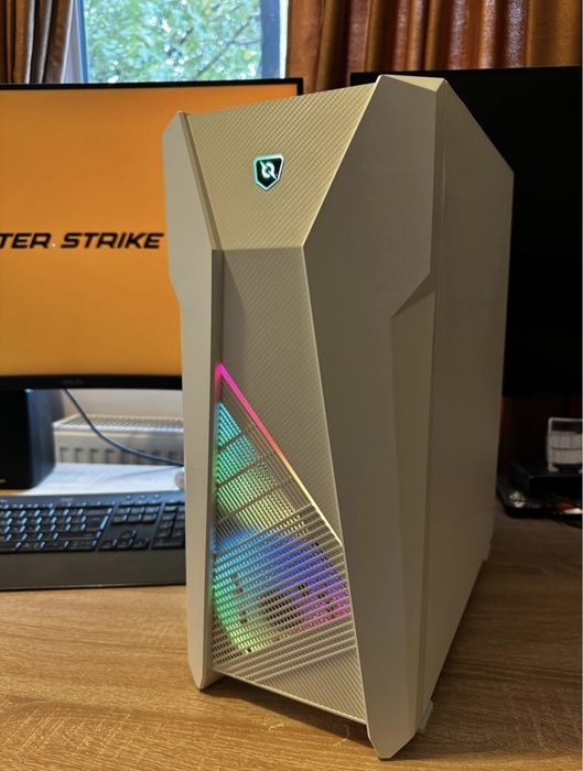 Pc gaming low mid