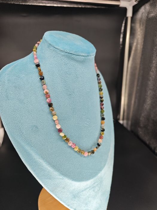 Колие от Турмалин