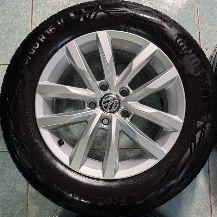 Roti/ jante aliaj R16 originale VW Passat B8 B9 215/60/16 vara