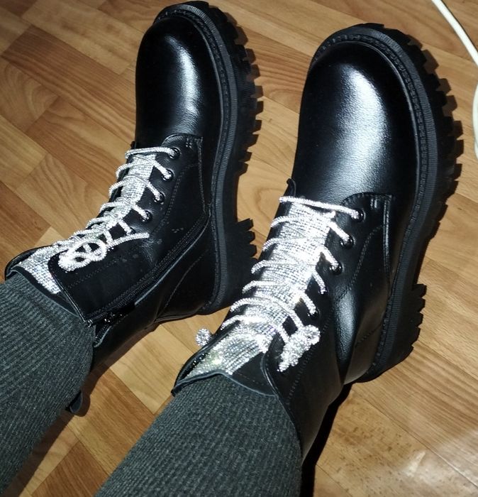 Продам сапоги новые и тёплые