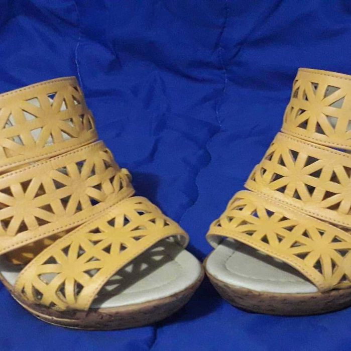 Papuci piele naturala vara