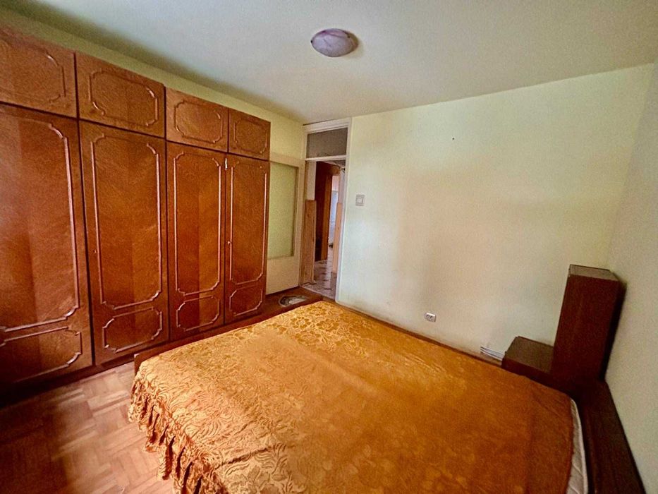Vand apartament 3 camere zona Vitrometan Medias