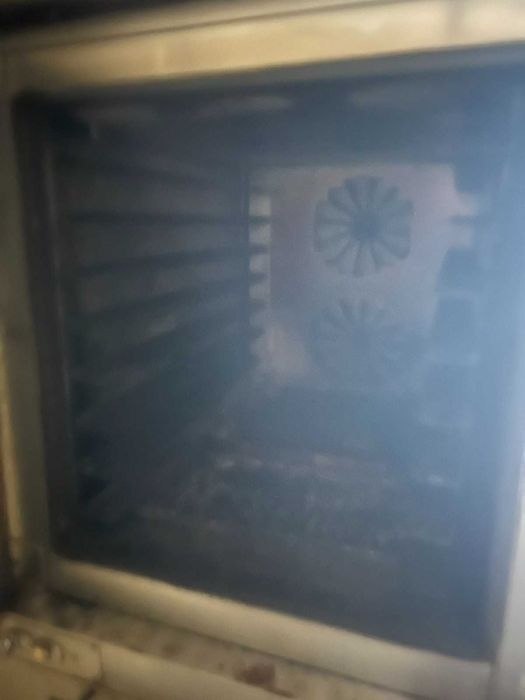 ПРОДАВАМ Фурна „MIWE Aeromat“