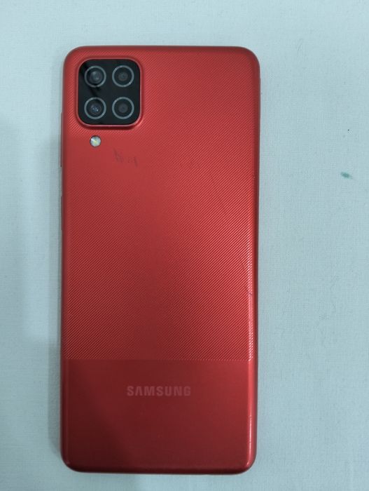 Samsung A12 4/64 минусы есть