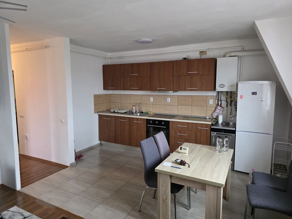 Închiriez apartament 2 camere , Floresti ,zona Muzeul Apei