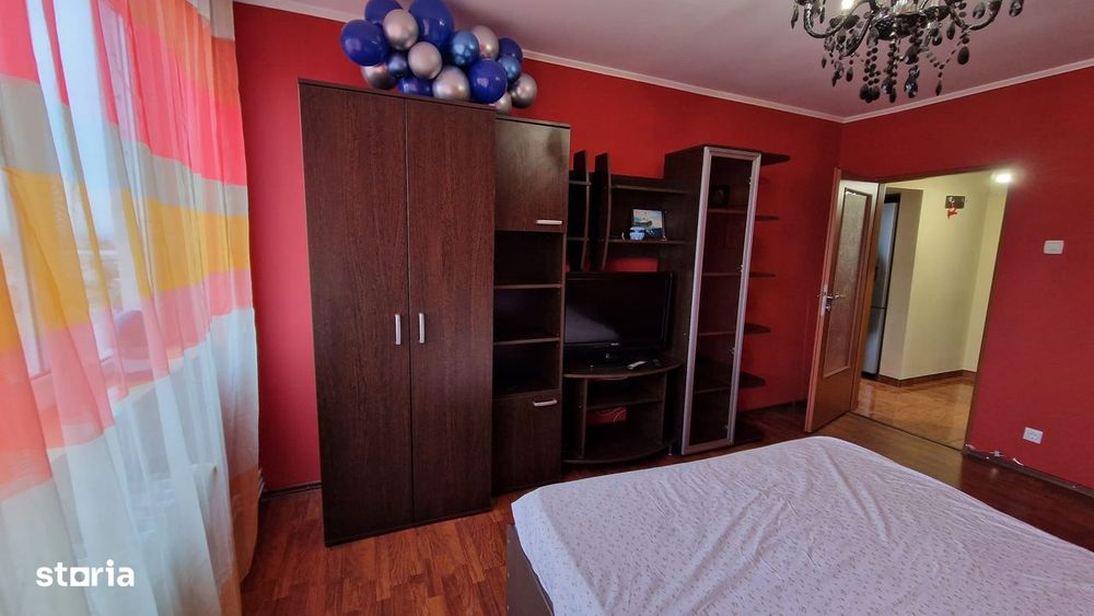 Apartament 2 camere, decomandat, zona Piata centrala