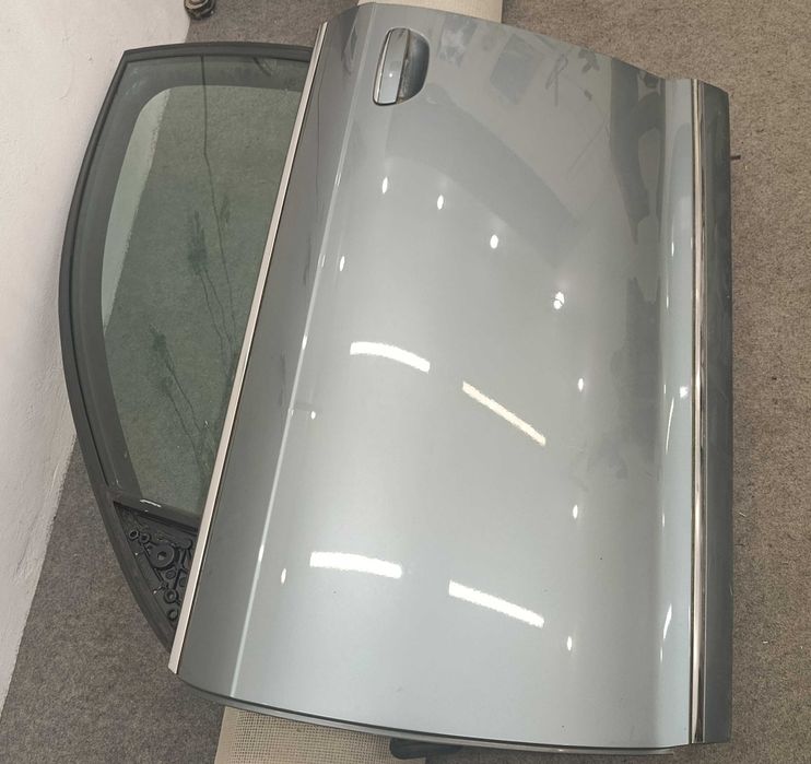 Врата Audi a6 c6 4f предна лява