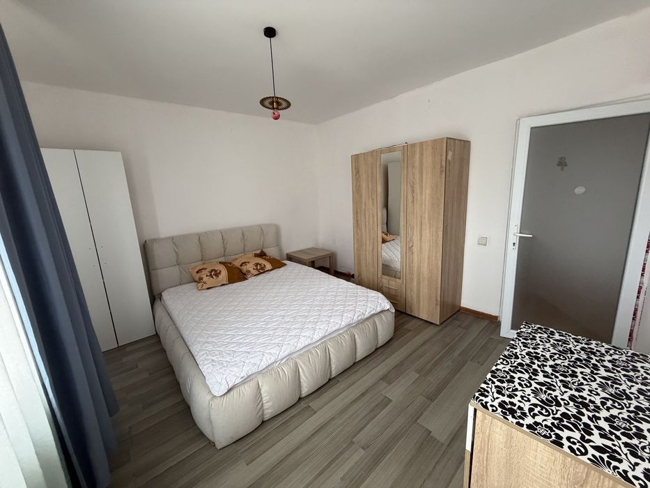 Inchiriez apartament cu 2 camere