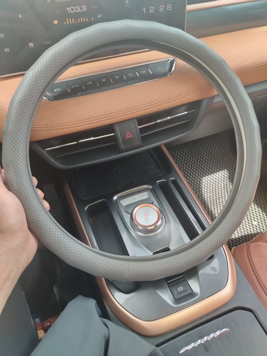 Чехол для руля авто.
