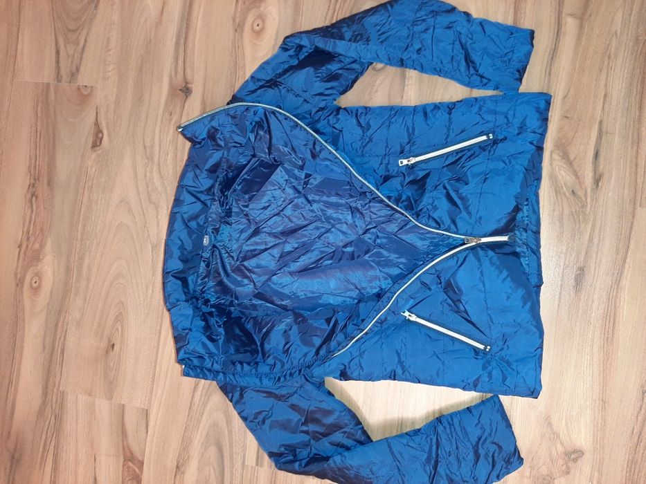 Ново дамско яке - s-m размер