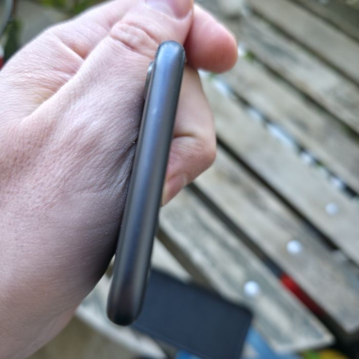 Продава се iPhone 8 64GB Space Gray