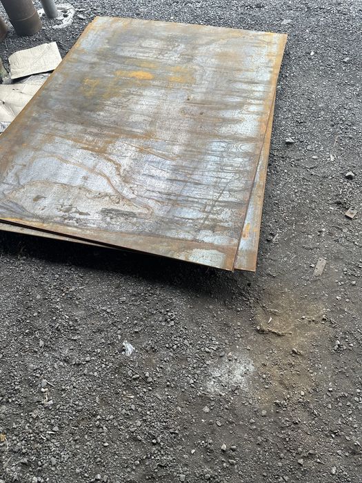 Продам листы металлические