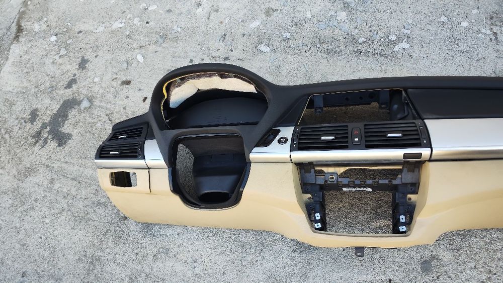 Арматурно табло за БМВ х5 е70