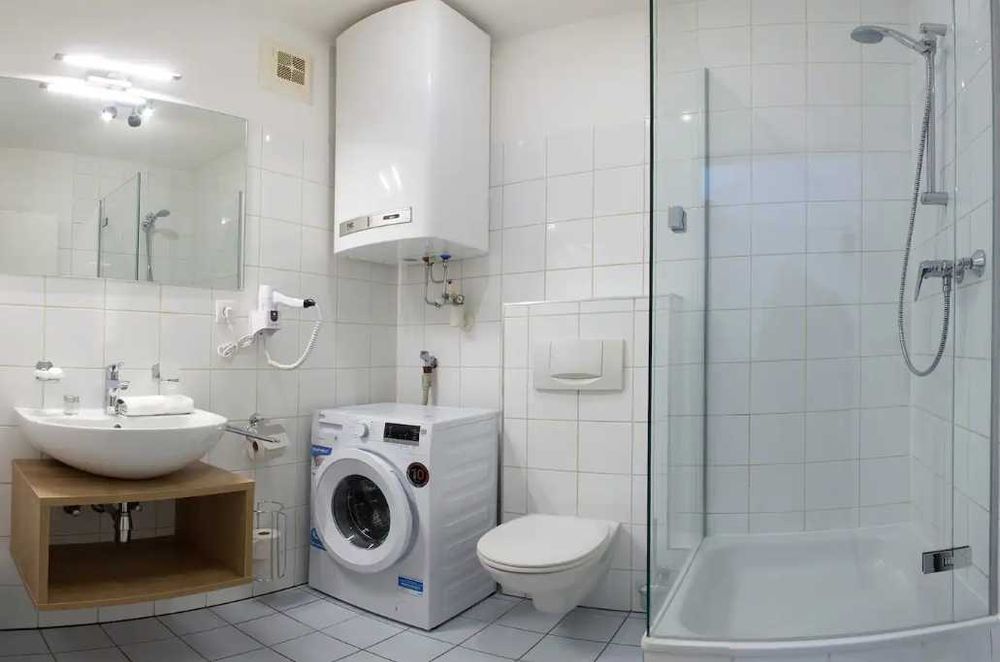 Дава се под наем Двустаен апартамент в Пловдив, Кършияка - 53 кв.м за 249.9 € - Снимка #2