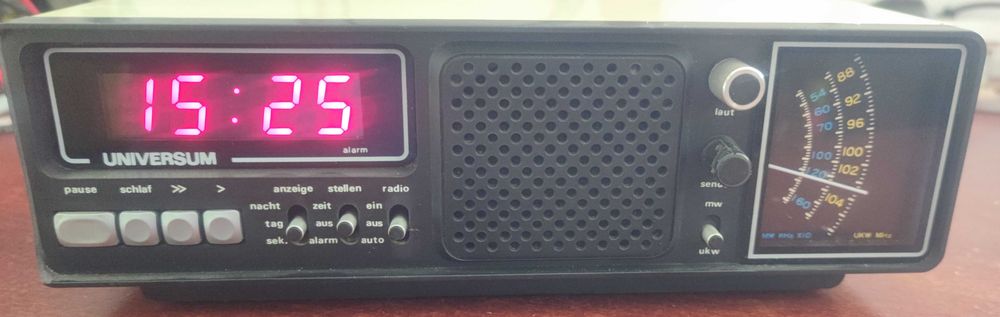Vand Radio vechi (1971) Universum VR1971